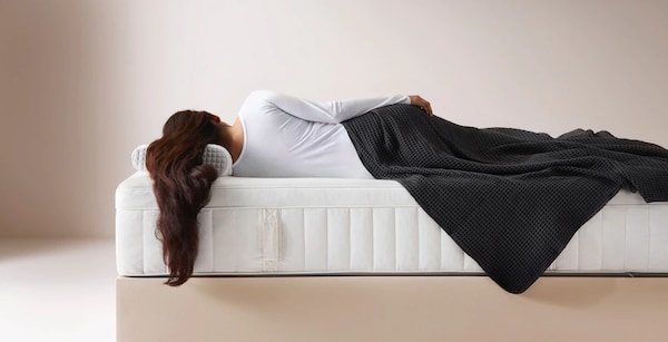 Эргономичное спальное место — матрас, обеспечивающий оптимальную опору для позвоночника.