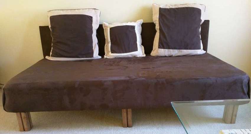 как сделать диван-кровать из старой кровати