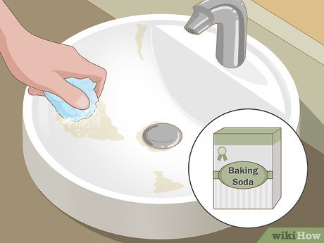 Изображение с названием Clean and Shine a Porcelain Sink Step 2