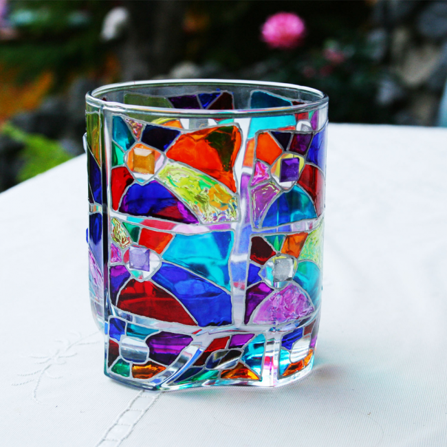 Декор стакана под виски витражными красками и бусинами