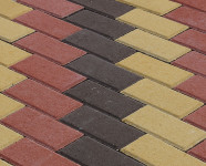 Фото укладки тротуарной плитки из трех цветов Лесенка